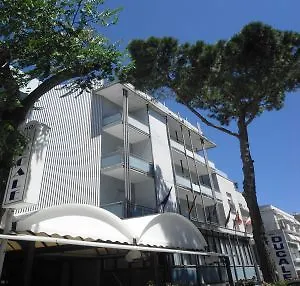 ***  Hotel Ducale リミニ イタリア